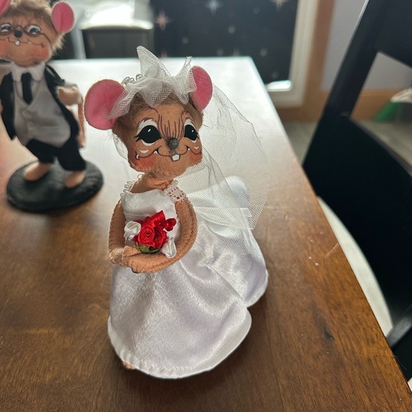 Annalee Bride and Groom (brand new) - Picture 4 of 5